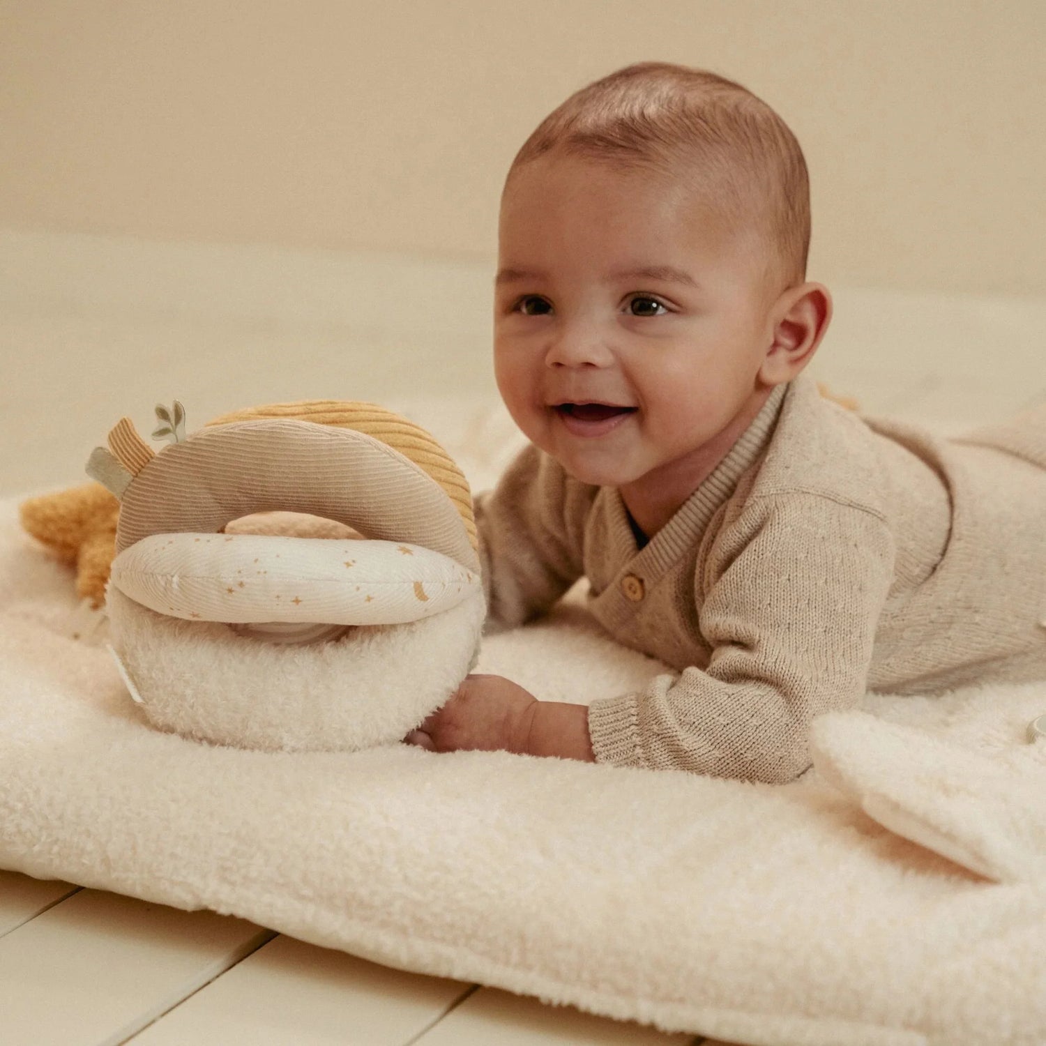 Мека Топка за Хващане с Топче Newborn Naturals
