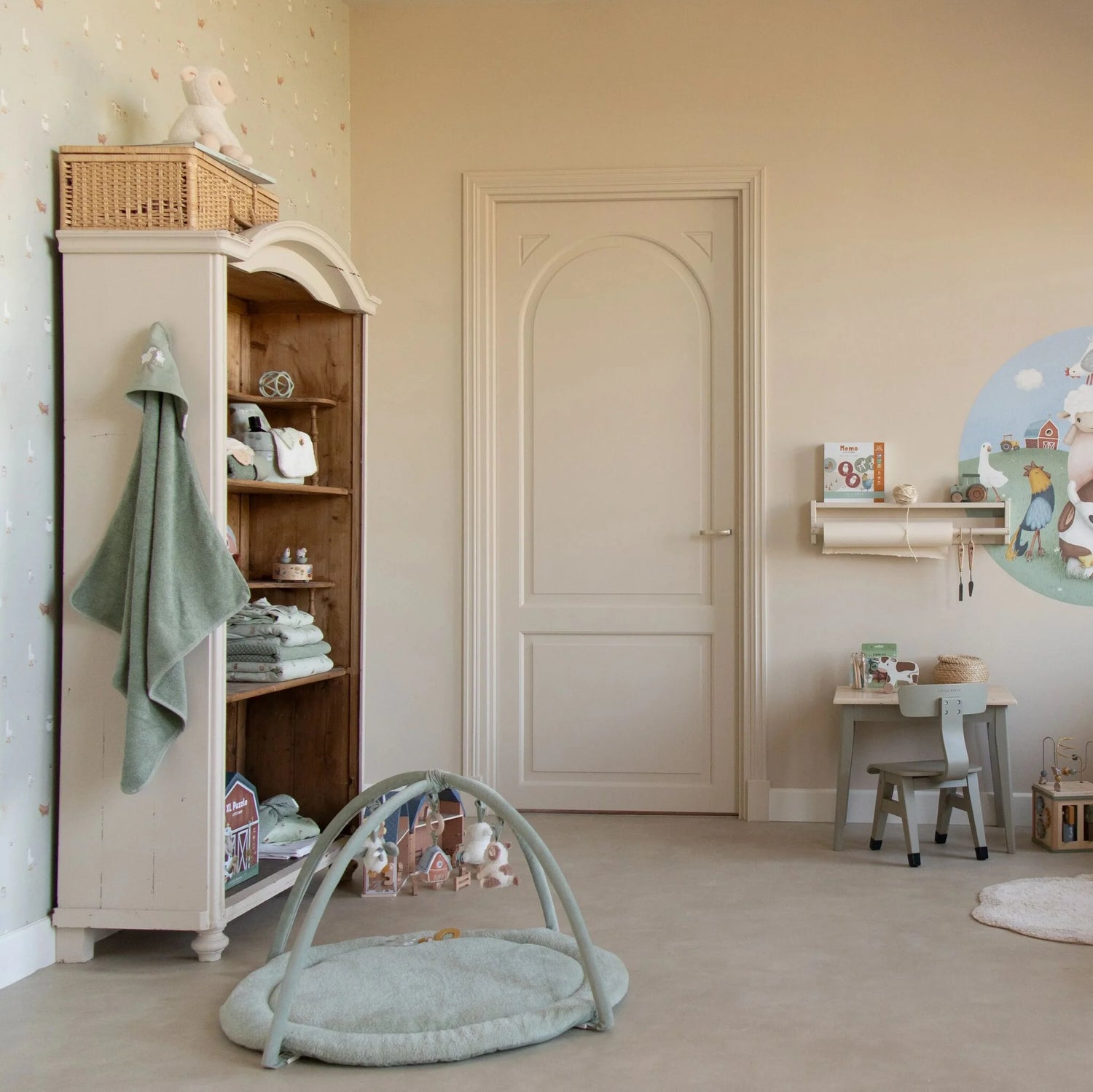 Бебешка Бродирана Хавлия с Качулка Little Farm 75х75 cm